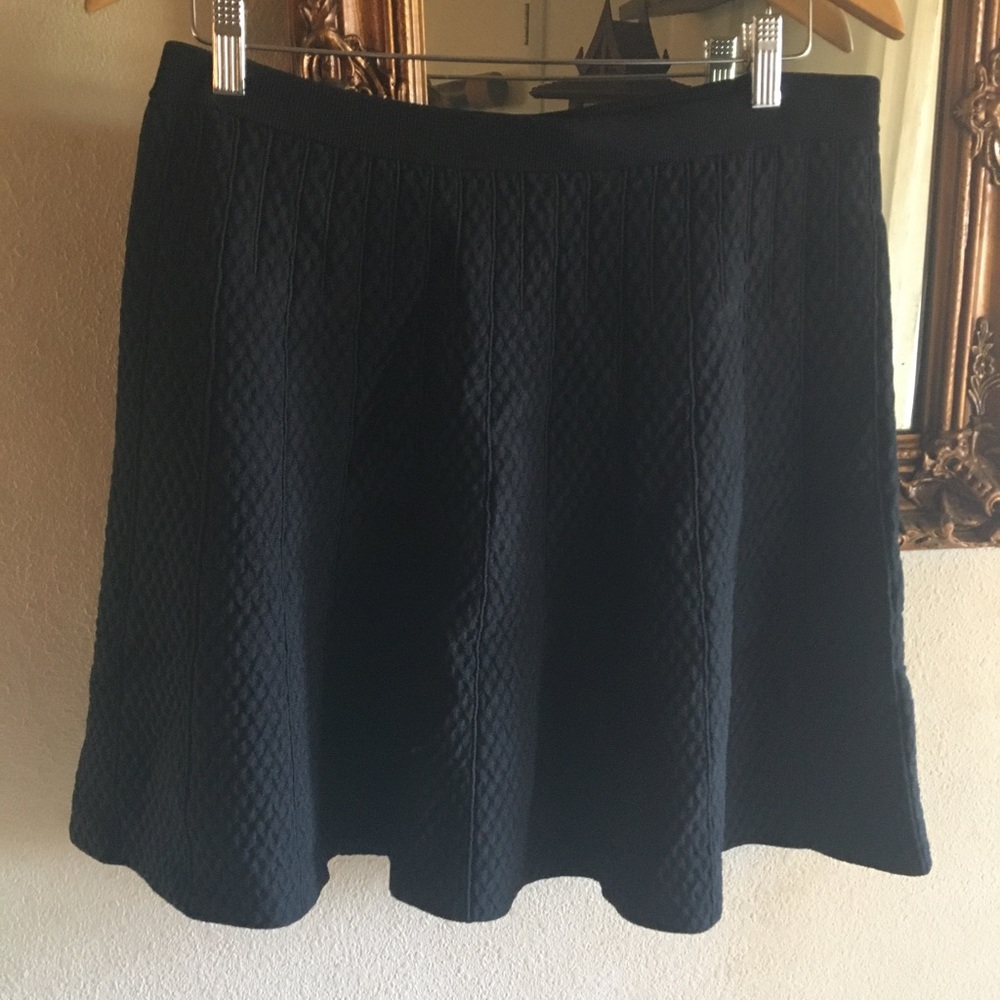 Rachel Roy black above the knee skirt